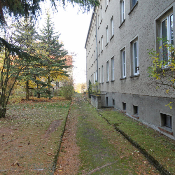 Seehaus-Siedlung, Außenansicht Wriezener Straße 31/33, 35/37, vor der Sanierung